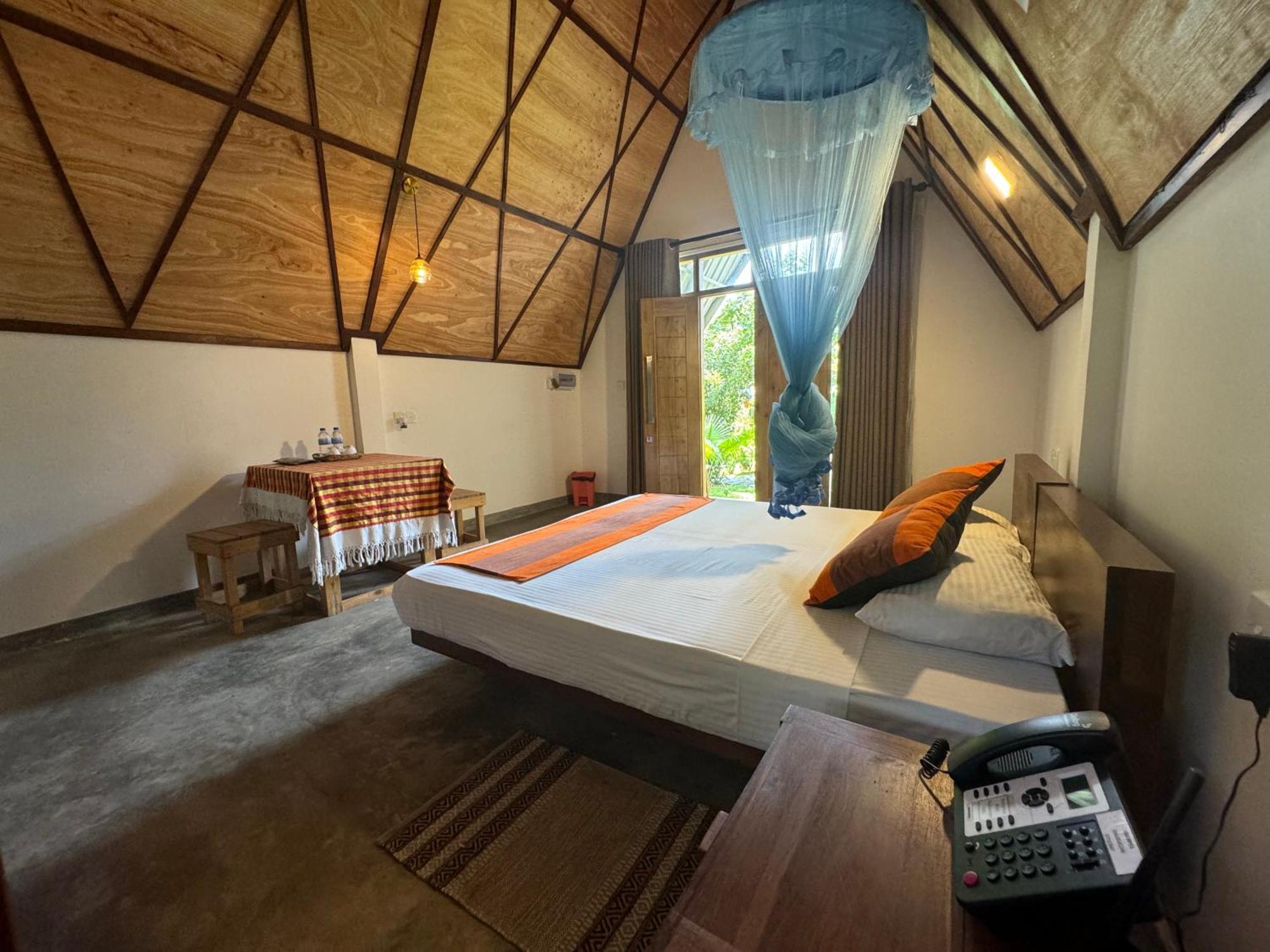 Steps Garden Resort Negombo Bagian luar foto