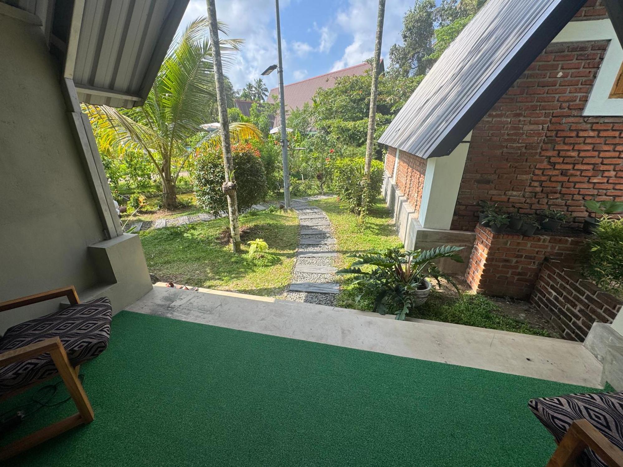 Steps Garden Resort Negombo Bagian luar foto