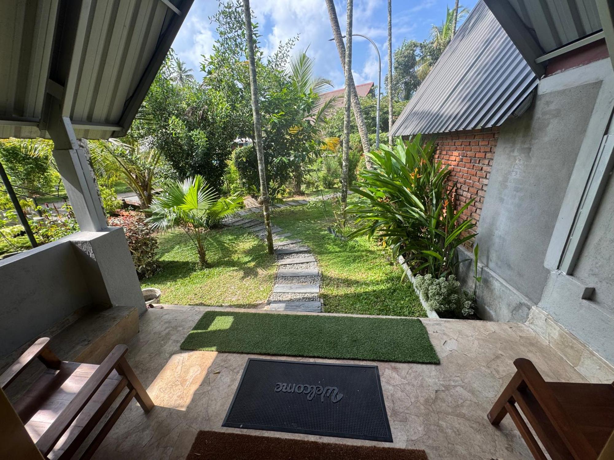 Steps Garden Resort Negombo Bagian luar foto